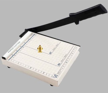 paper cutter-1075.jpg