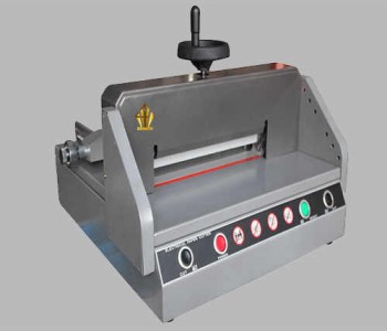 paper cutter E330 D.jpg