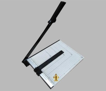 paper cutter a3-828 4.jpg